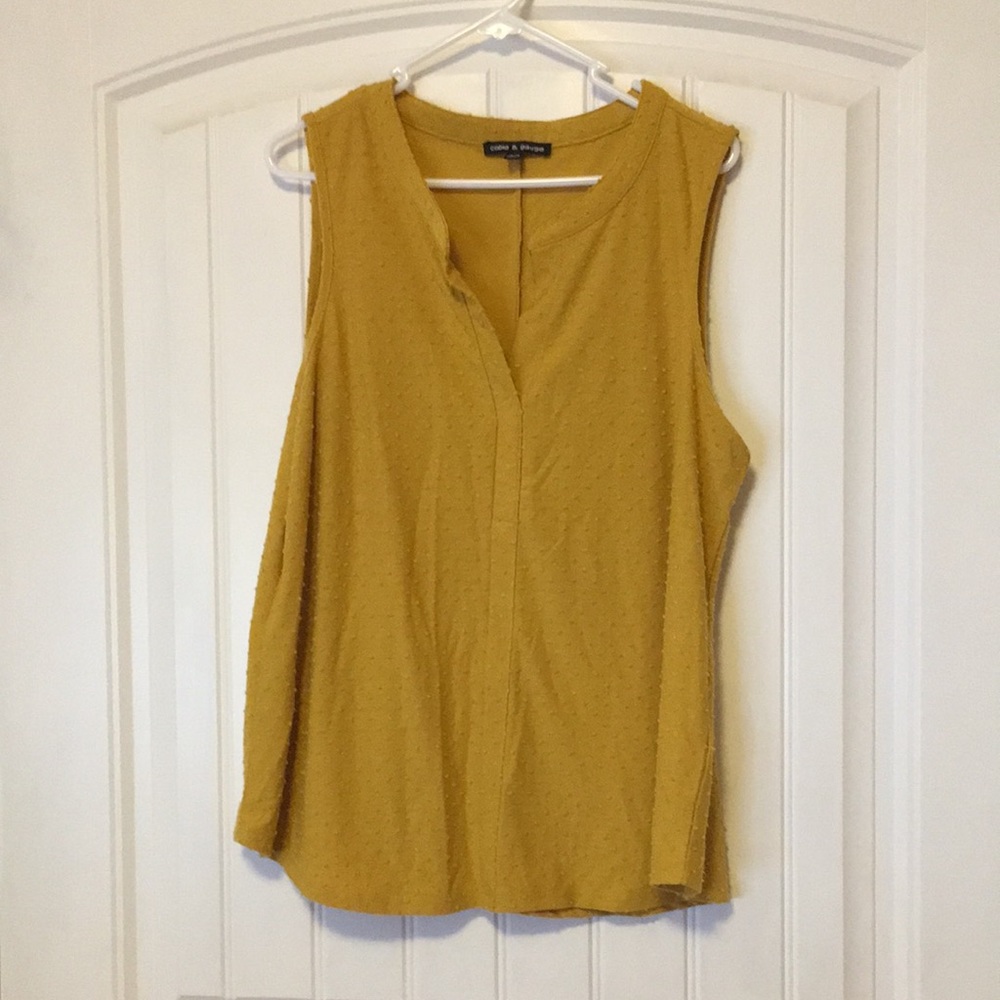 Sleeveless blouse